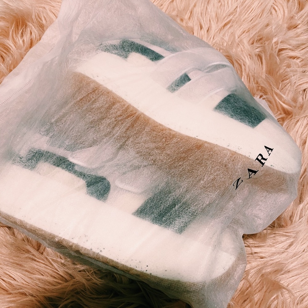 Platform sneakers